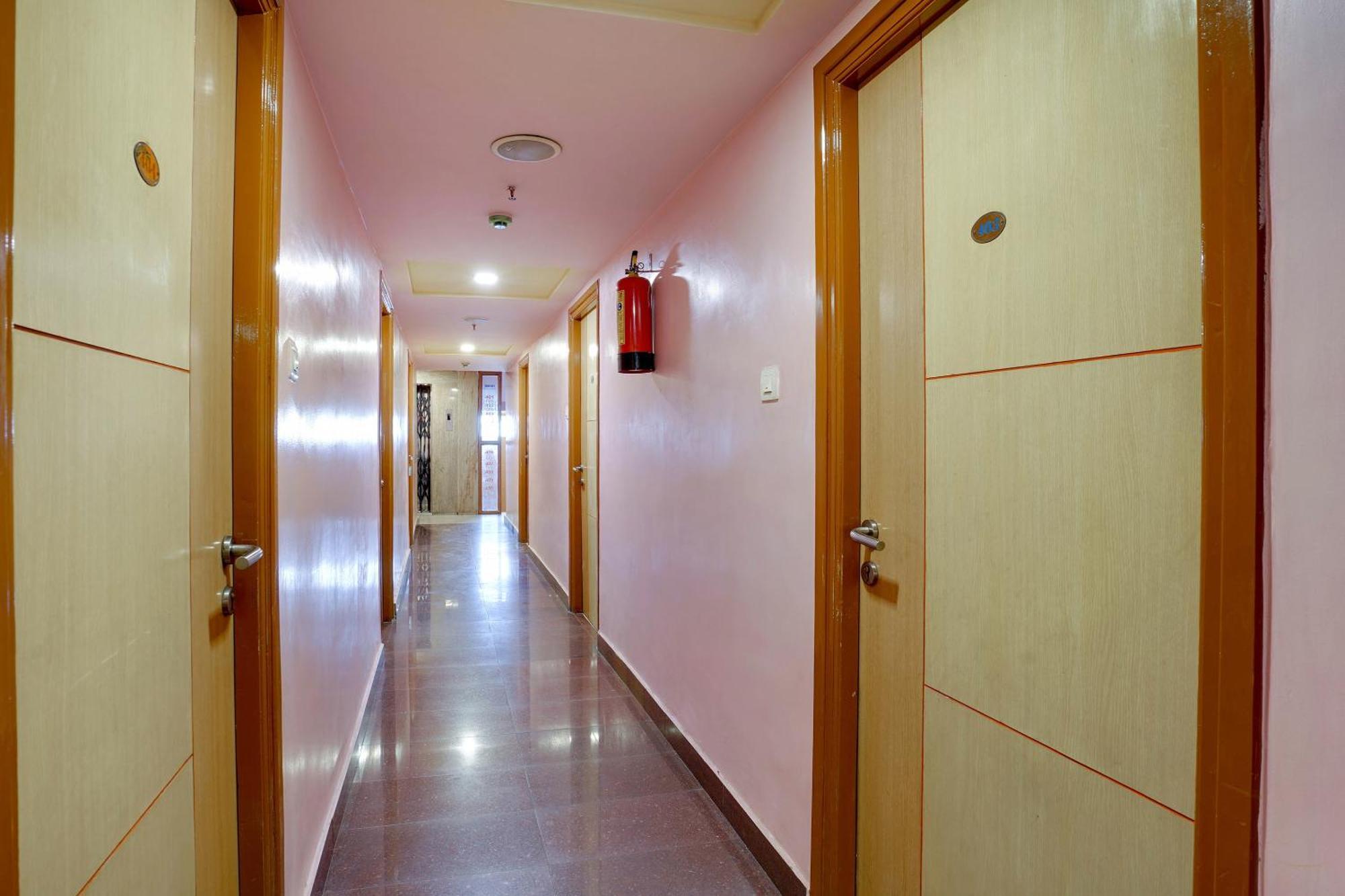 Hotel O Shanta Residency Lodge Sururnagar Dış mekan fotoğraf