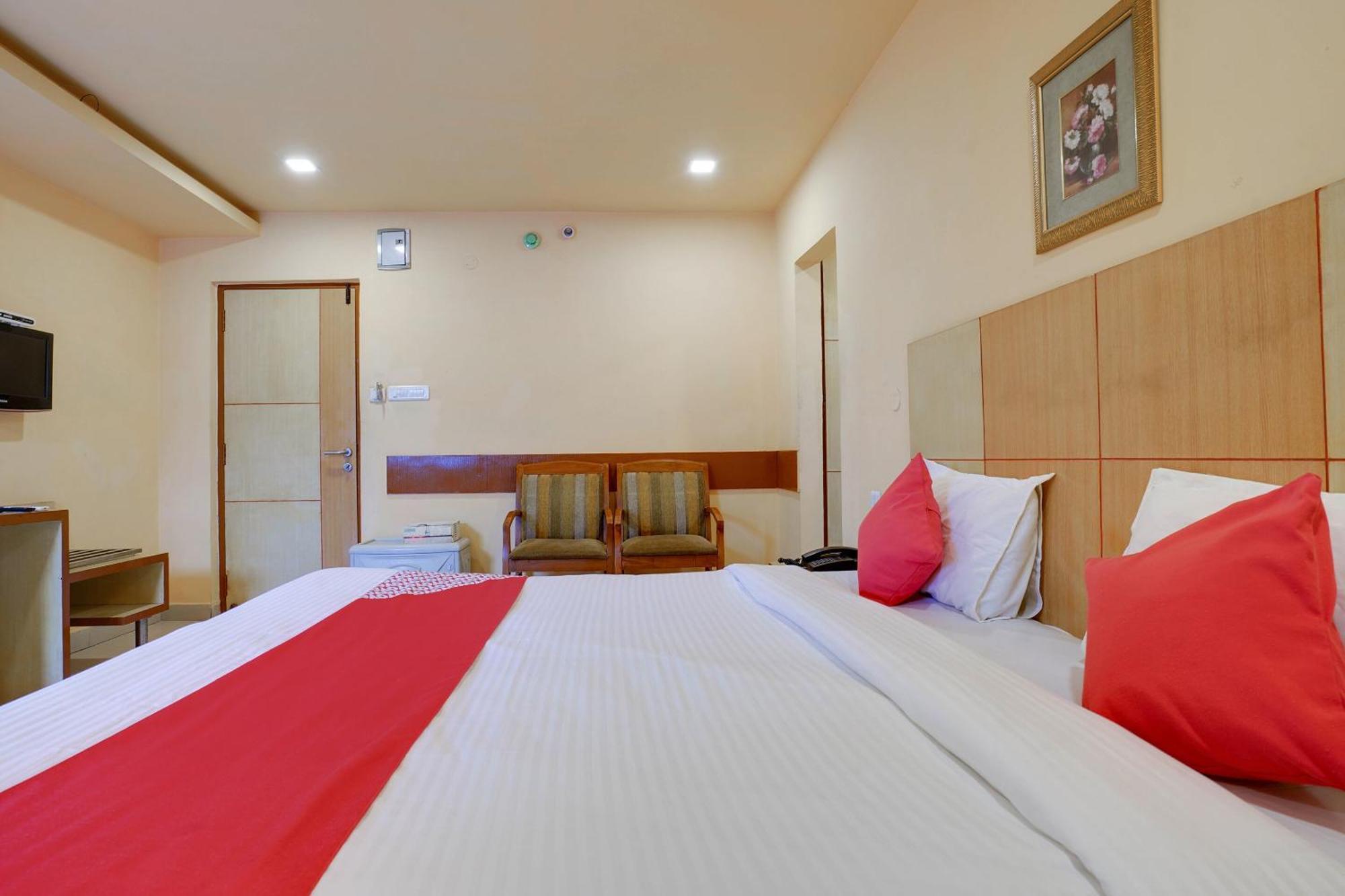 Hotel O Shanta Residency Lodge Sururnagar Dış mekan fotoğraf